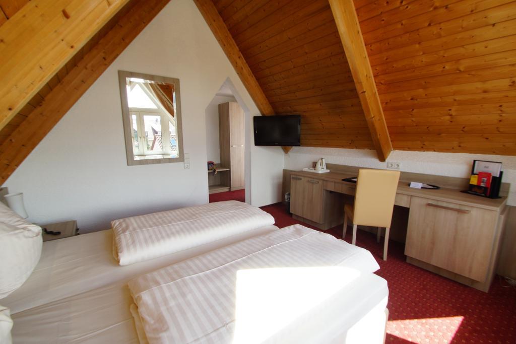 Airport Hotel Filder Post Щутгарт Екстериор снимка
